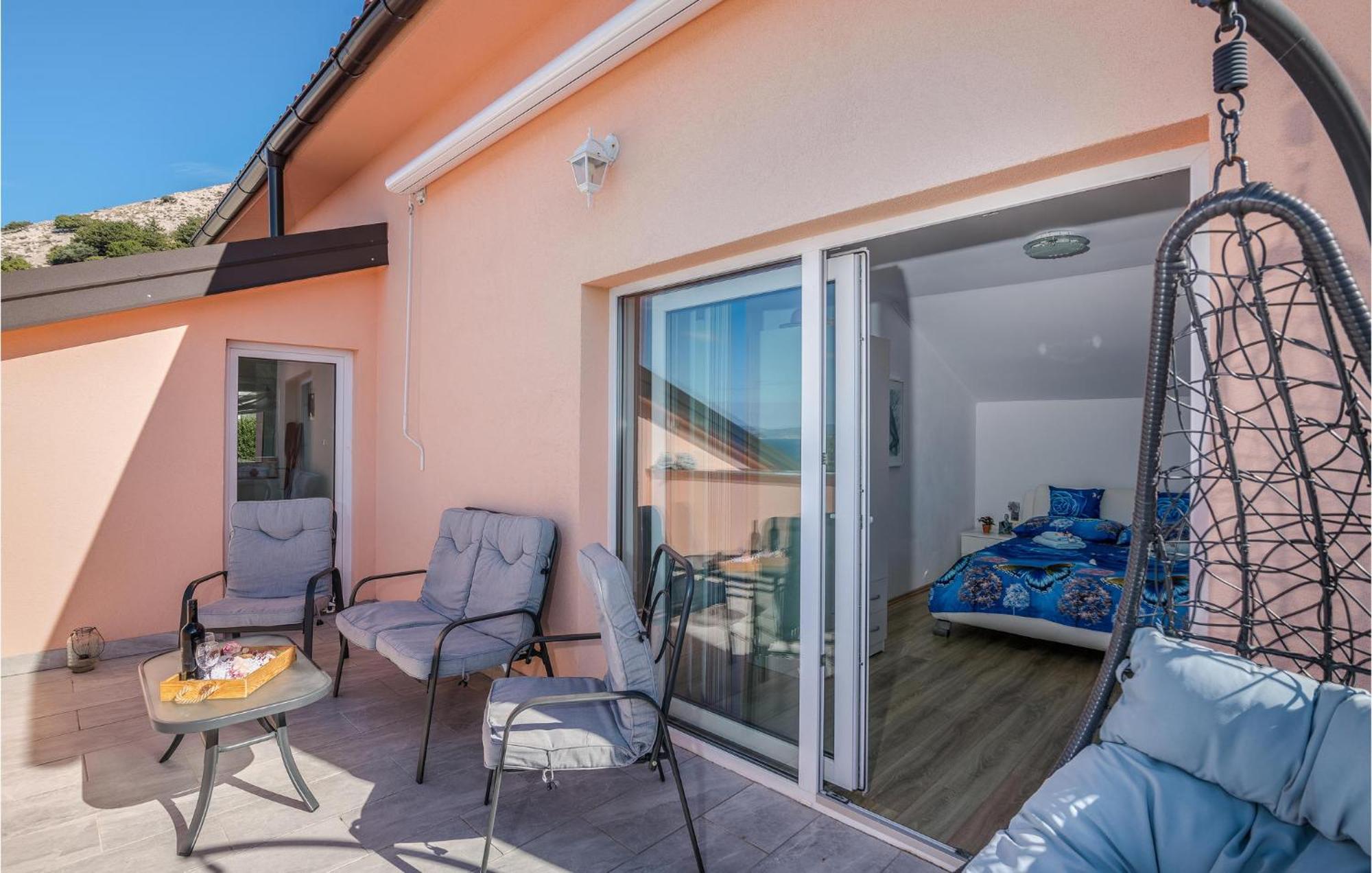 Nice Apartment In Stara Baska With Kitchen Eksteriør bilde